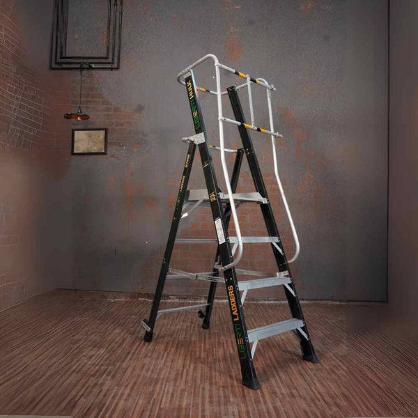 Liberti Fiberglass 4ft Hulk Platform Podium Ladder – Model P5404H